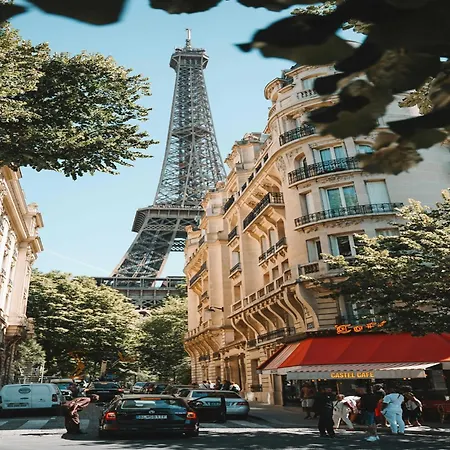 Magnificent 2bd 6p - Eiffel Tower *