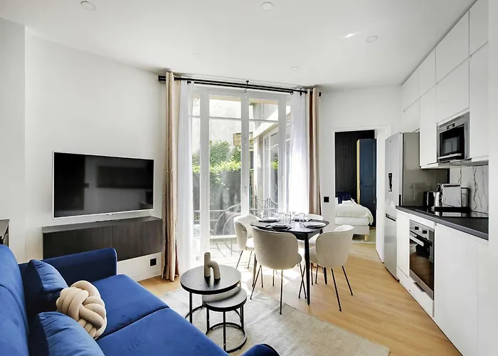 Magnificent 2bd 6p - Eiffel Tower * Париж