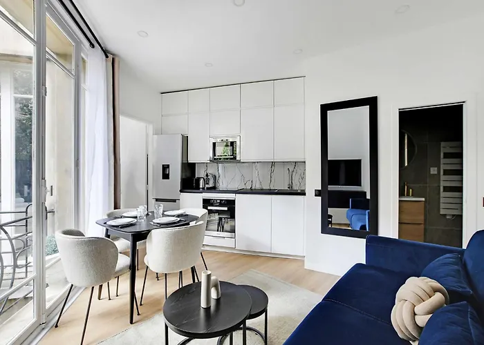 Magnificent 2bd 6p - Eiffel Tower Париж